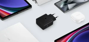 Samsung EP‑T4510XBEGGB 45W Charger Price in Pakistan – charger and cable package with compact travel design